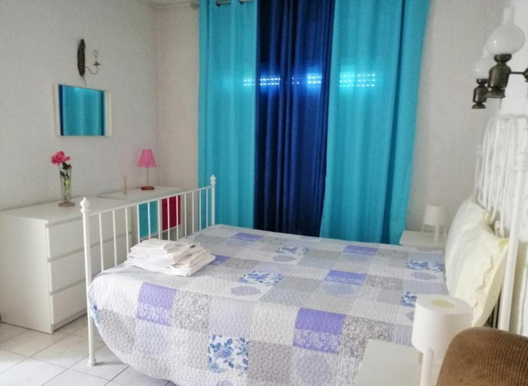 Quarteira Home Beach ¦ Férias Tranquilas a 1KM da Praia Esterno foto