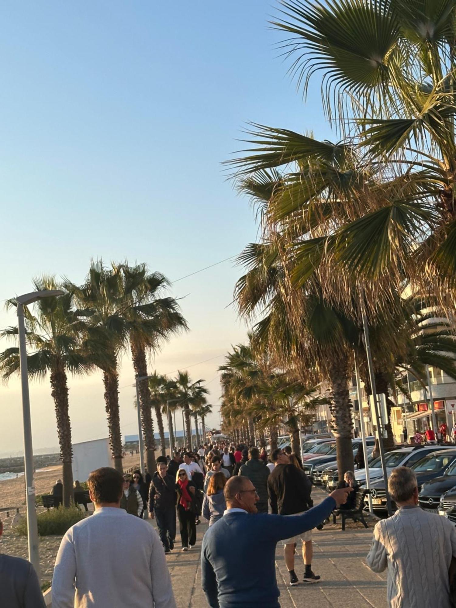 Quarteira Home Beach ¦ Férias Tranquilas a 1KM da Praia Esterno foto